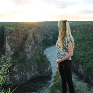 Meet your Posher, Alyssa